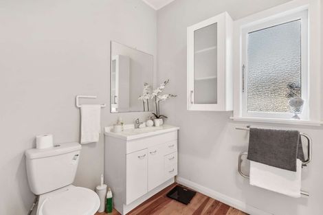 Photo of property in 96 Harris Street, Pukekohe, 2120