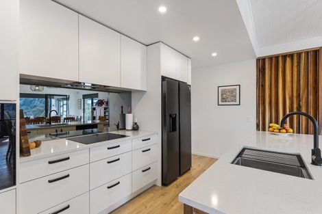 Photo of property in 19 Titoki Lane, Whangamata, 3691