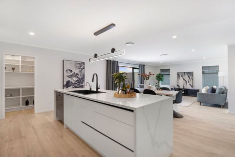 Photo of property in 32 Waireka Road, Rototuna North, Hamilton, 3210