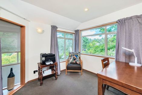 Photo of property in 16a Honeysuckle Lane, Mairangi Bay, Auckland, 0630