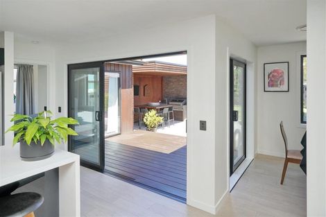 Photo of property in 17 Belfield Street, Dallington, Christchurch, 8061