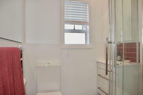 Photo of property in 5c Rosebank Road, Avondale, Auckland, 1026