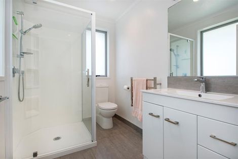 Photo of property in 12 Tieke Place, Horahora, Whangarei, 0110