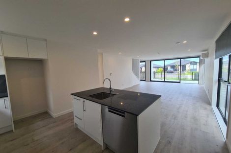 Photo of property in 8/6 Skibbereen Drive, Halswell, Christchurch, 8025