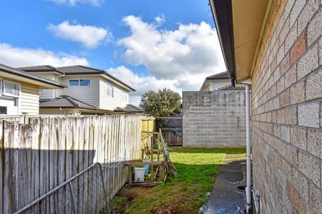 Photo of property in 1/415 Great South Road, Opaheke, Papakura, 2113