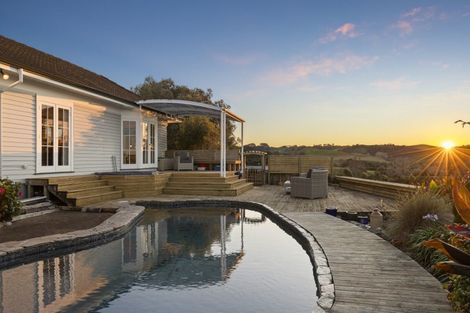 Photo of property in 88 Sinclair Road, Ararimu, Drury, 2579