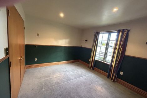 Photo of property in 49 Cedar Drive, Kelvin Heights, Queenstown, 9300