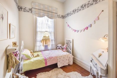 Photo of property in 11 Rattray Street, Devonport, Auckland, 0624