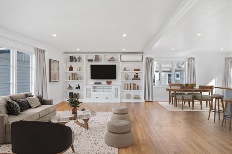 Photo of property in 62 Mount View Road, Melville, Hamilton, 3206