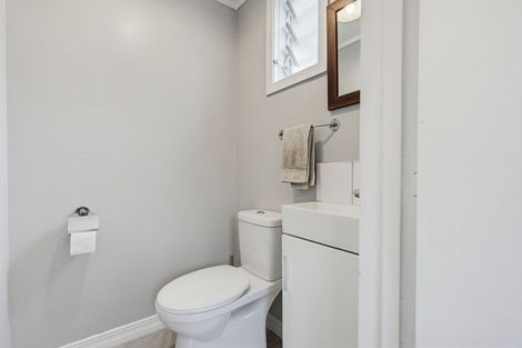 Photo of property in 6 Hull Road, Waiuku, 2123