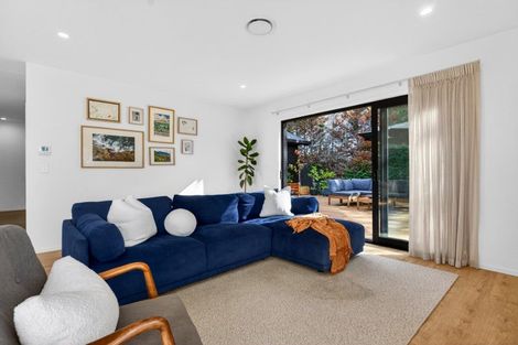Photo of property in 122c Monument Road, Clevedon, 2582