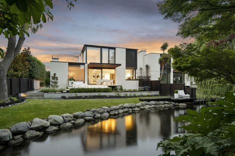 Photo of property in 140 Glandovey Road, Strowan, Christchurch, 8052