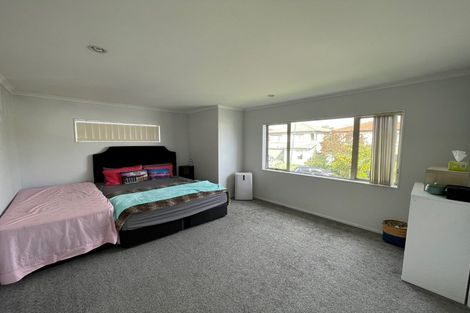 Photo of property in 15 Maypark Crescent, Flat Bush, Auckland, 2016