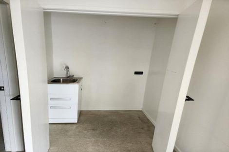 Photo of property in 16 Peace Avenue, Moturoa, New Plymouth, 4310