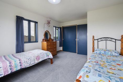Photo of property in 55 Royal Oak Drive, Kelvin Grove, Palmerston North, 4414