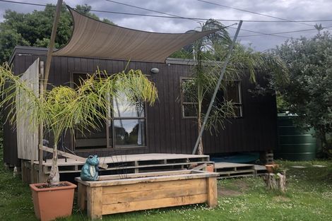 Photo of property in 13 Capitol Road, Matakatia, Whangaparaoa, 0930