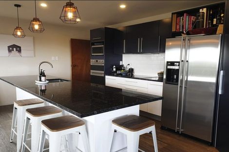 Photo of property in 17 Delhi Road, Hospital Hill, Napier, 4110