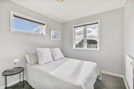 Photo of property in 1/18 Verbena Road, Birkdale, Auckland, 0626