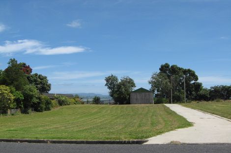 Photo of property in 71 Torkar Road, Clarks Beach, 2122