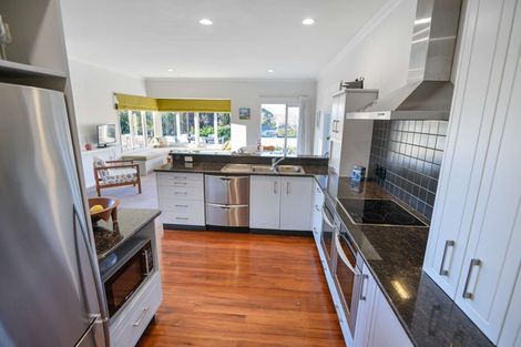 Photo of property in 16 Kopanga Road, Havelock North, 4130