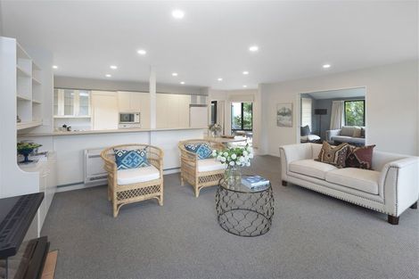 Photo of property in 16 Ngahere Street, Fendalton, Christchurch, 8041