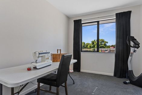 Photo of property in 33 Langes Road, Marshland, Christchurch, 8051