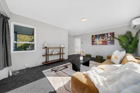 Photo of property in 52 Keegan Drive, Massey, Auckland, 0614
