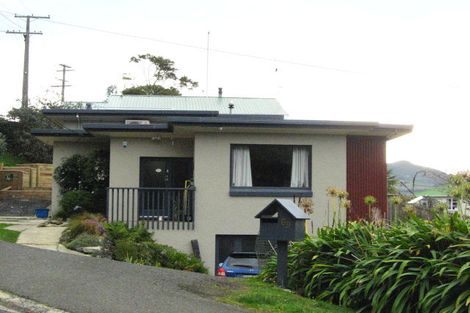Photo of property in 69 Marion Street, Macandrew Bay, Dunedin, 9014