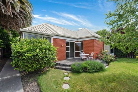 Photo of property in 1/8 Gatonby Place, Avonhead, Christchurch, 8042