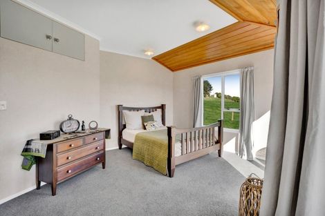 Photo of property in 84 Ohanga Road, Onaero, Waitara, 4383