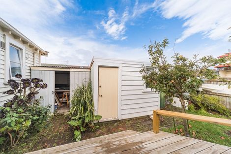 Photo of property in 72b Albert Street, Palmerston North, 4414