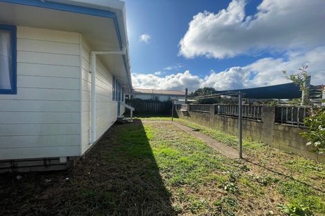 Photo of property in 1a Kent Road, Manurewa, Auckland, 2102
