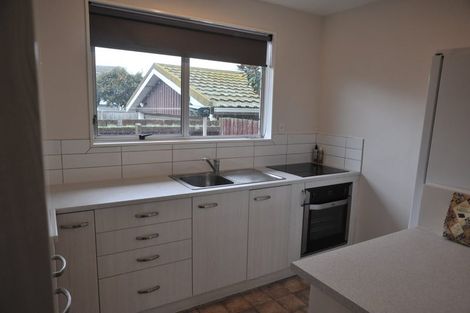 Photo of property in 2/16 Seymour Street, Hornby, Christchurch, 8042