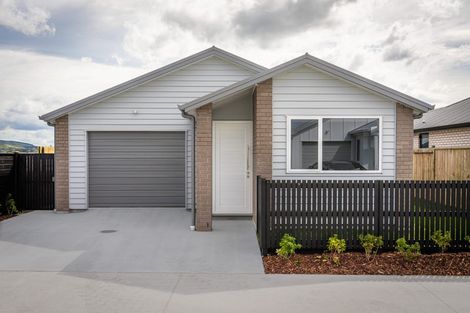 Photo of property in 8 Anawhata Lane, Papamoa, 3118