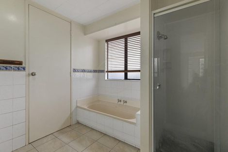 Photo of property in 18 Justamere Place, Weymouth, Auckland, 2103