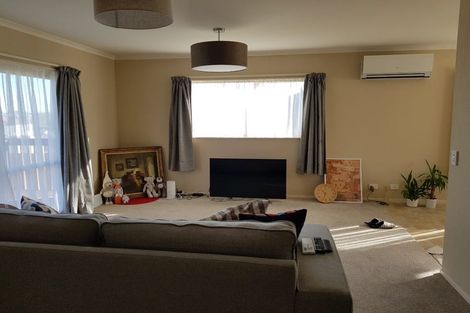 Photo of property in 25b Drake Street, Howick, Auckland, 2014