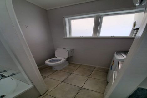 Photo of property in 18 Somerset Avenue, Newtown, Wellington, 6021