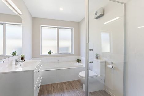 Photo of property in 5 Asha Close, Rolleston, 7614