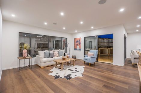 Photo of property in 5 Paitry Place, Swanson, Auckland, 0614