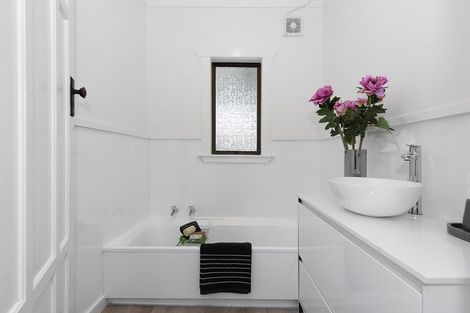 Photo of property in 94 Naylor Street, Hamilton East, Hamilton, 3216