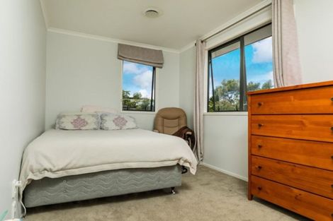 Photo of property in 10 Greenbough Lane, Greenhithe, Auckland, 0632