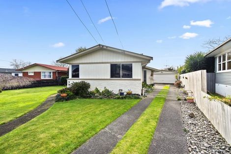 Photo of property in 48 Cecil Street, St Andrews, Hamilton, 3200