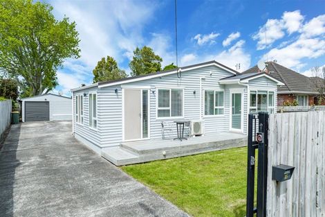 Photo of property in 25 Tiroroa Avenue, Te Atatu South, Auckland, 0610
