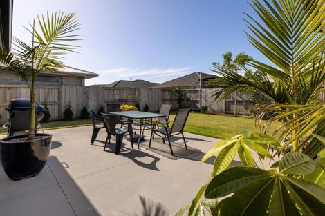 Photo of property in 4 Dunkeld Drive, Papamoa, 3118