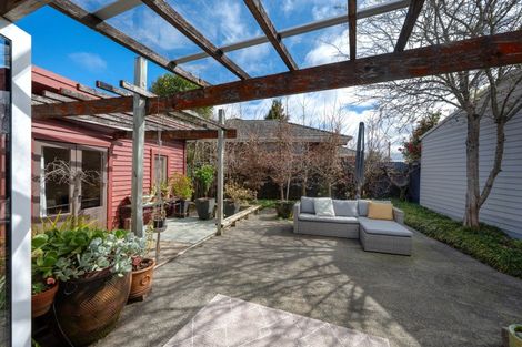 Photo of property in 35 Tamatea Road, Taupo, 3330