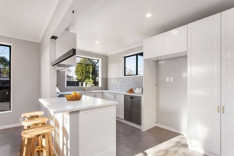 Photo of property in 1/97 Weston Road, St Albans, Christchurch, 8052