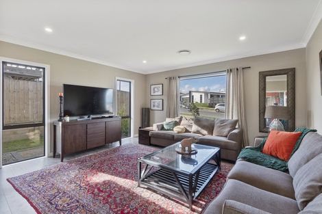 Photo of property in 14 Waireka Road, Rototuna North, Hamilton, 3210