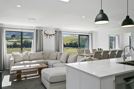 Photo of property in 1 Lemonwood Lane, Kinloch, Taupo, 3377