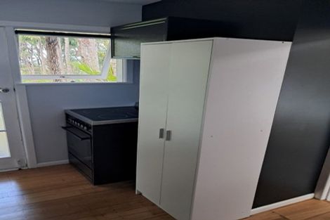 Photo of property in 352 Titirangi Road, Titirangi, Auckland, 0604