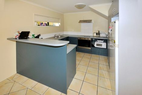 Photo of property in 18 Catrina Avenue, Birkenhead, Auckland, 0626